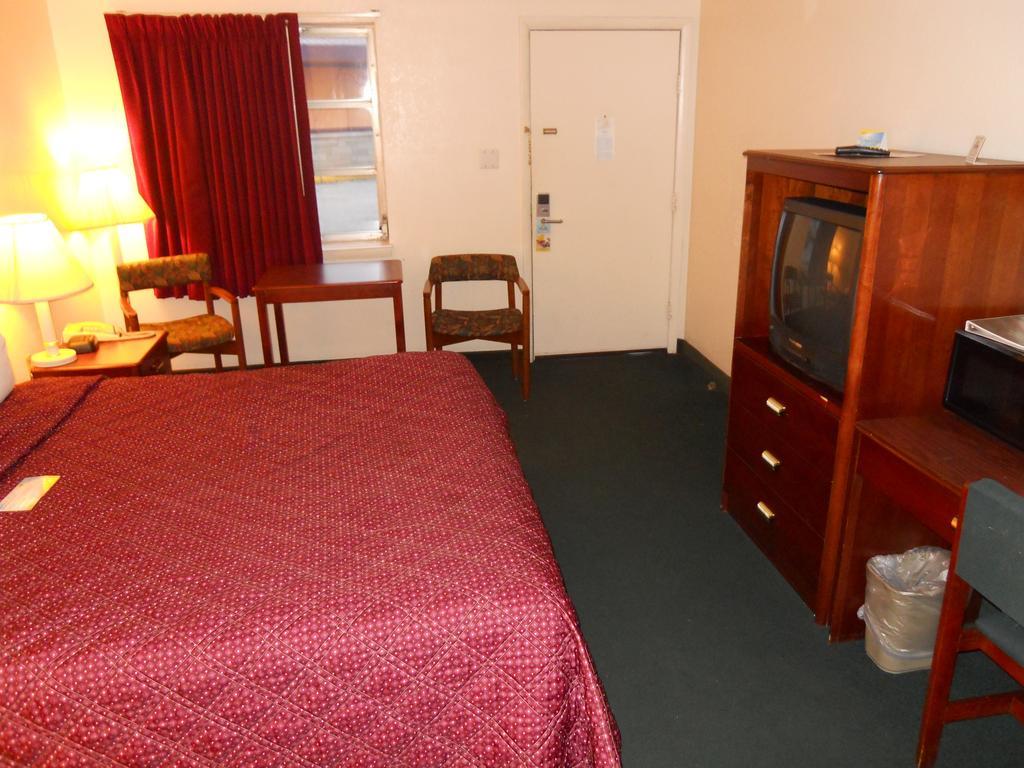 Best Budget Inn Tell City 部屋 写真